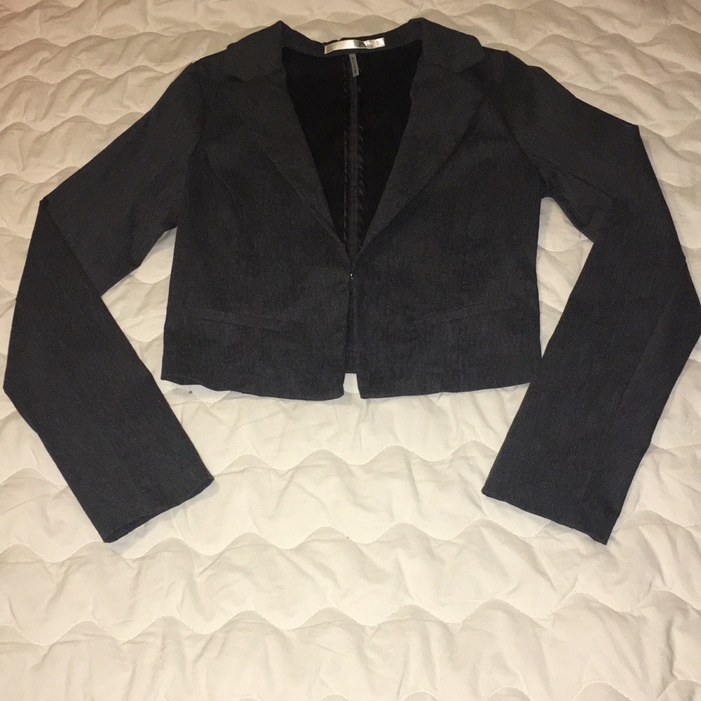 Cropped blazer